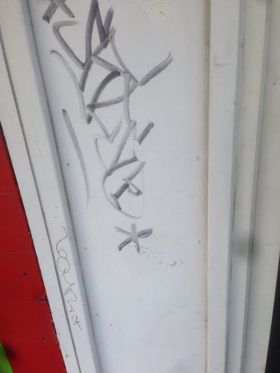The photograph attached to this graffiti report