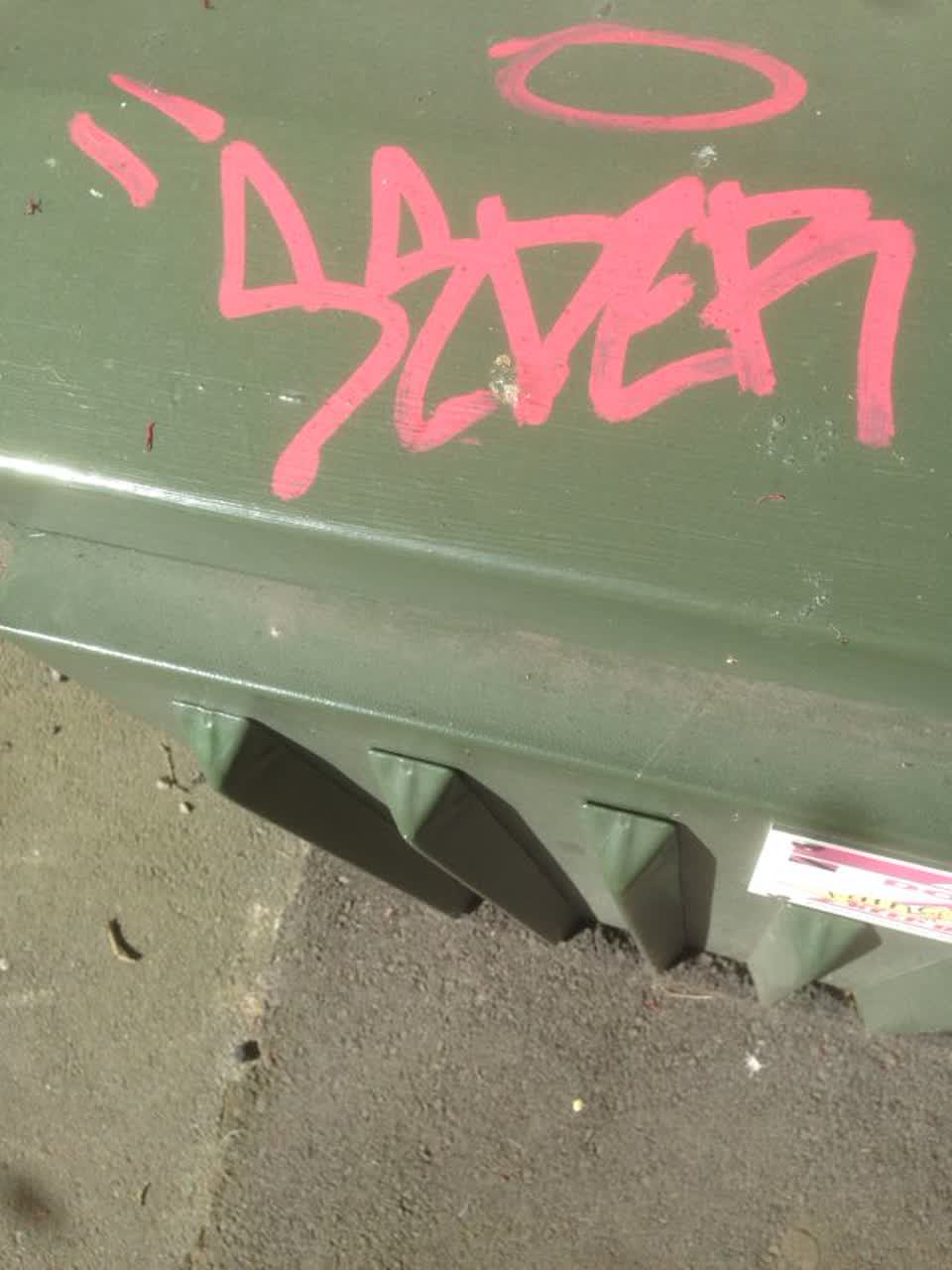 The photograph attached to this graffiti report