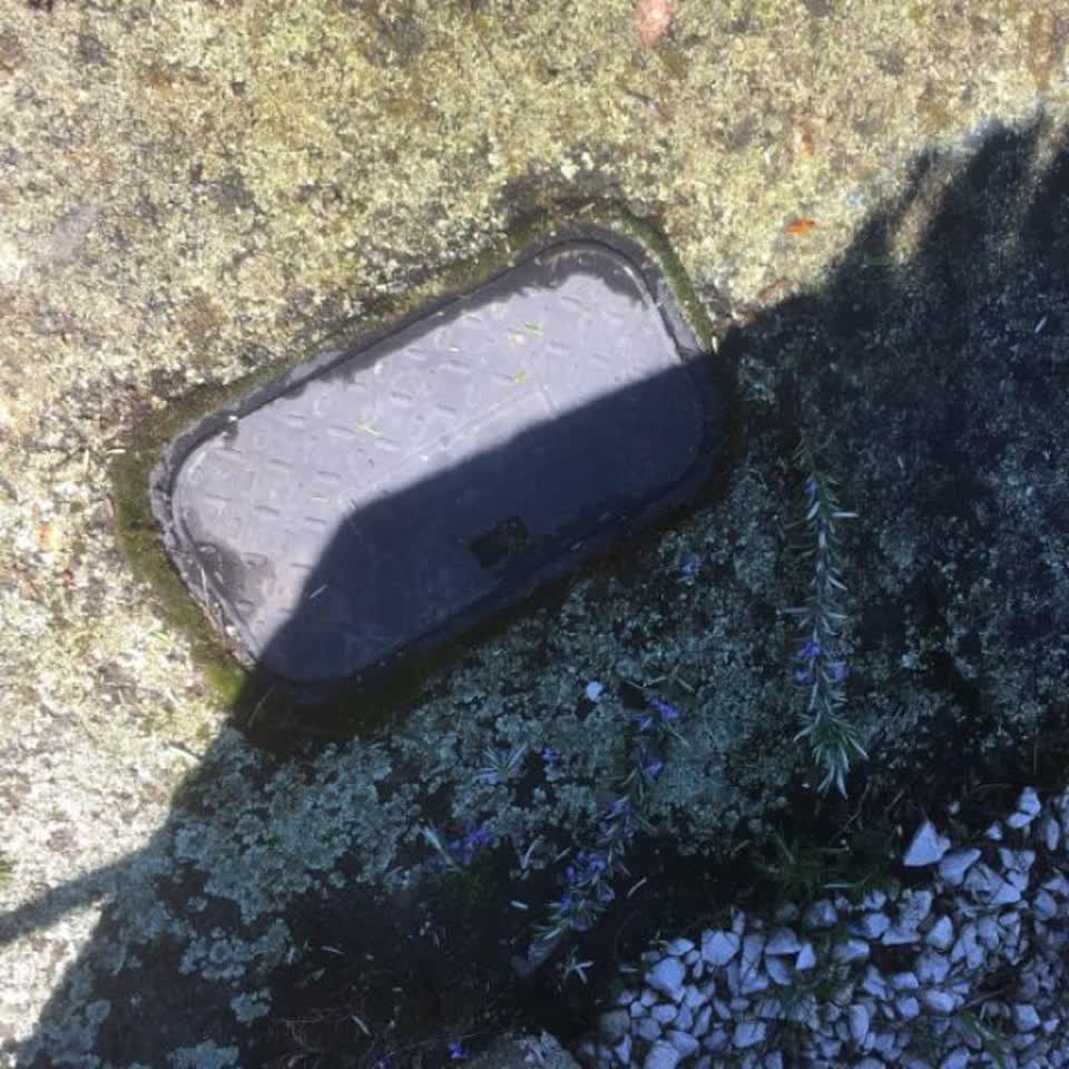 The photograph attached to this water supply report