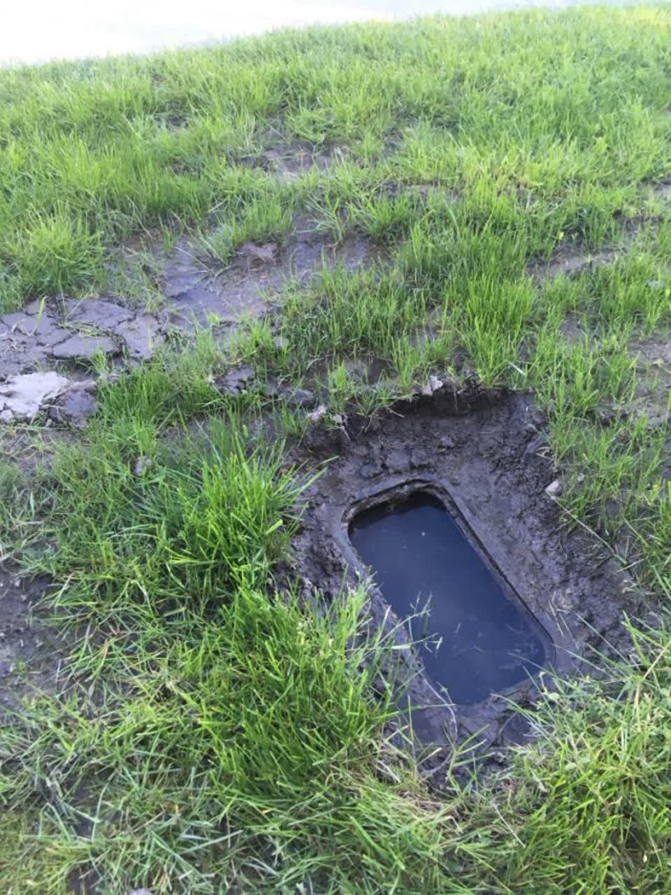 The photograph attached to this water supply report