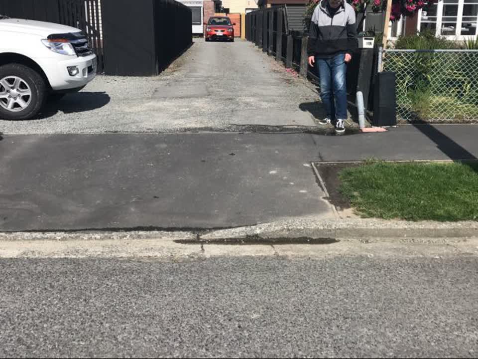 The photograph attached to this roading/streets report
