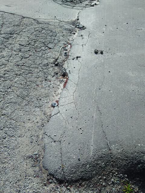 Roading/Streets, a report photo