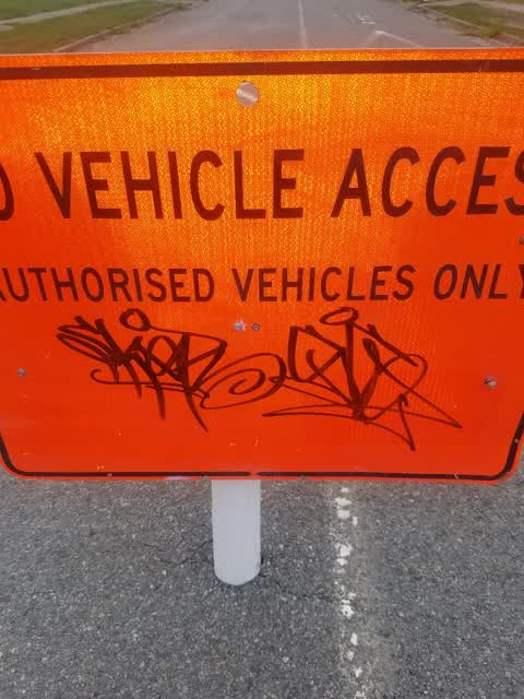Graffiti, a report photo