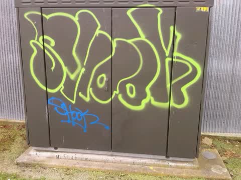 Graffiti, a report photo