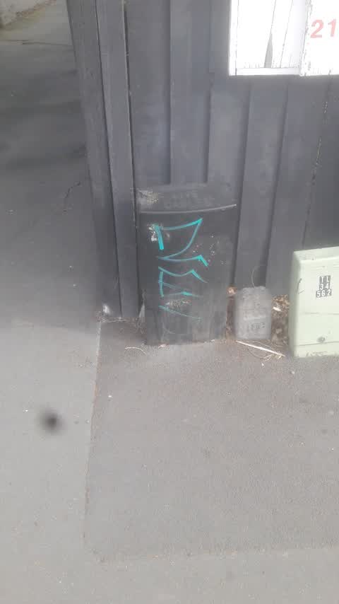 Graffiti, a report photo