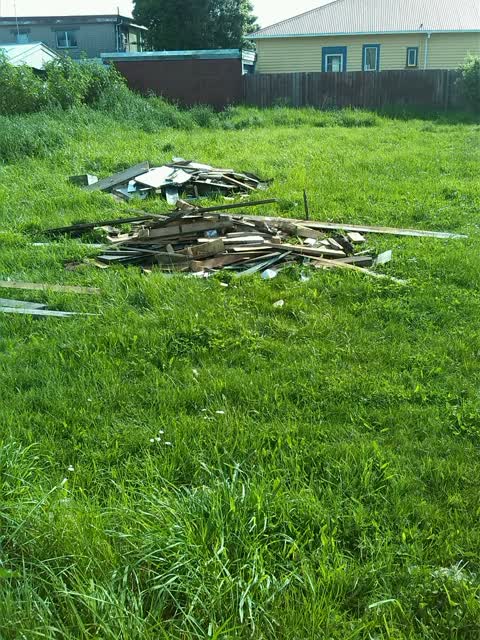 Rubbish/Recycling, a report photo