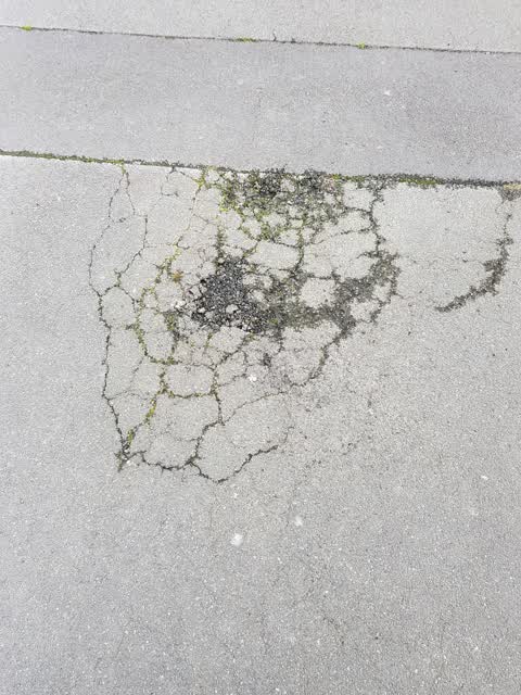 Roading/Streets, a report photo