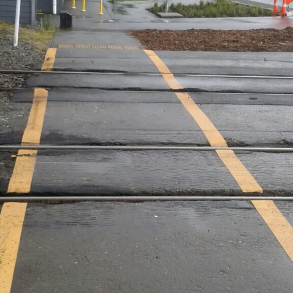 The photograph attached to this roading/streets report
