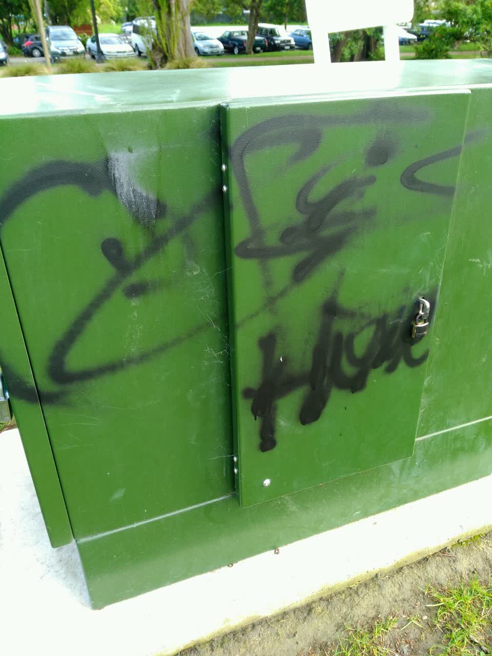 The photograph attached to this graffiti report