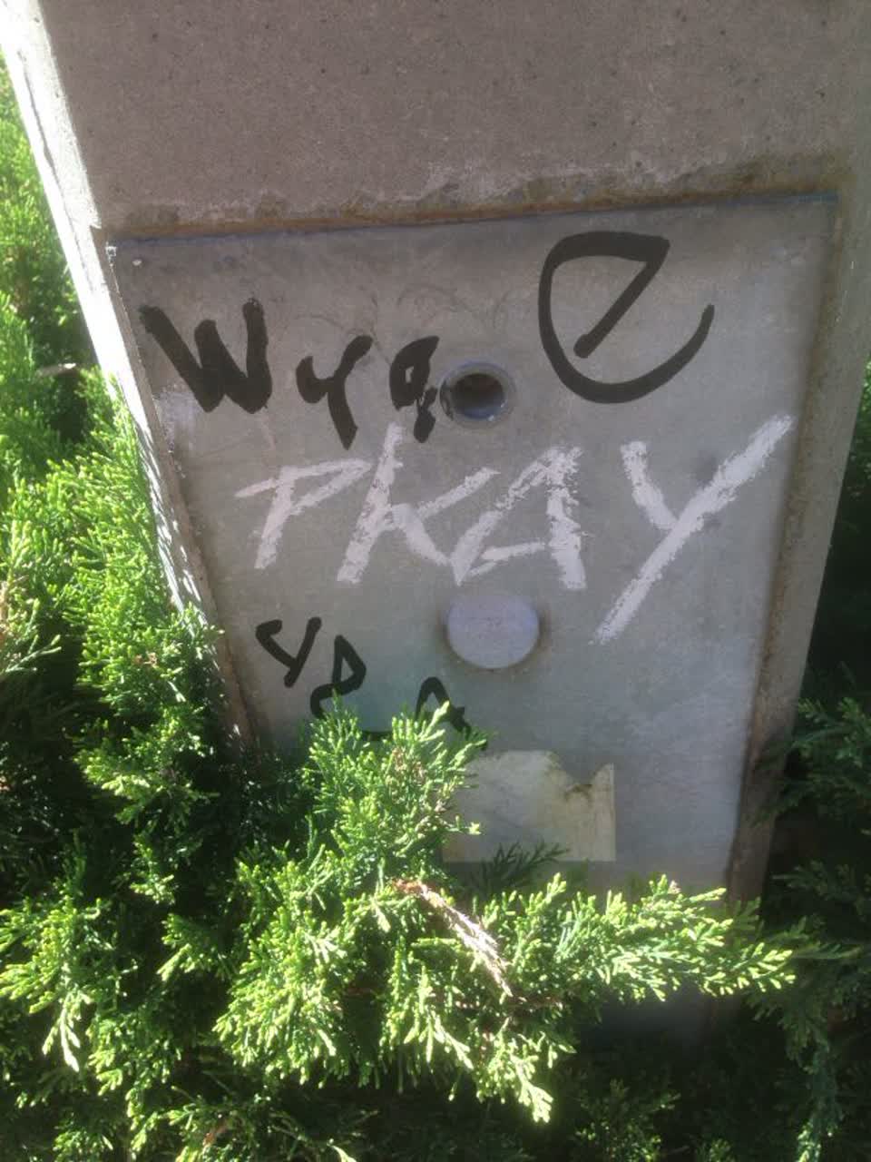 The photograph attached to this graffiti report