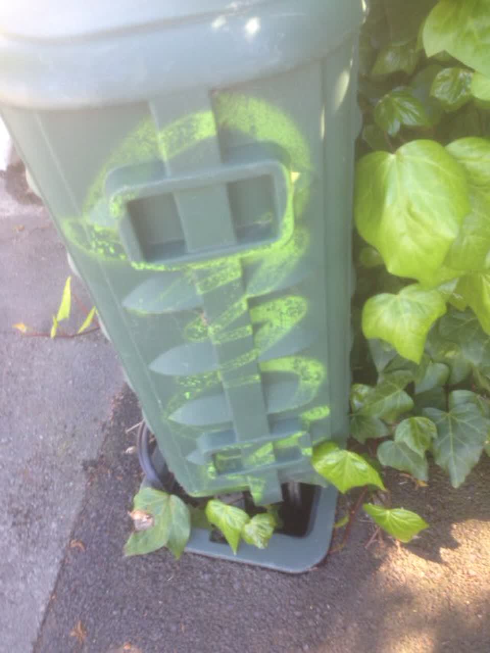 The photograph attached to this graffiti report