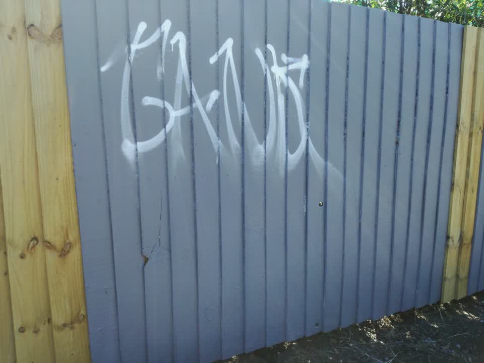 The photograph attached to this graffiti report