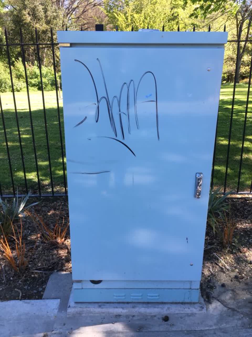 The photograph attached to this graffiti report