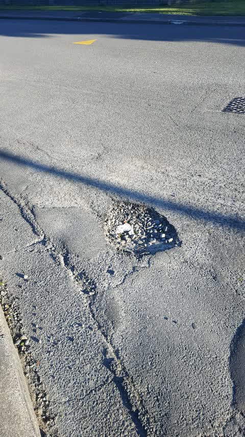Roading/Streets, a report photo