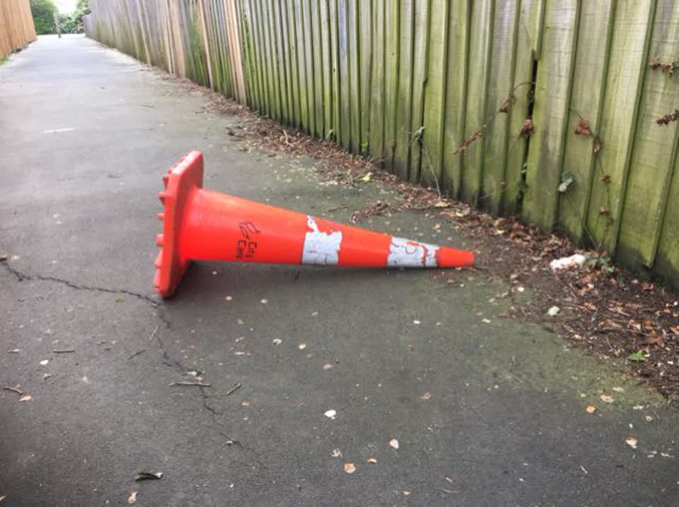 The photograph attached to this roading/streets report