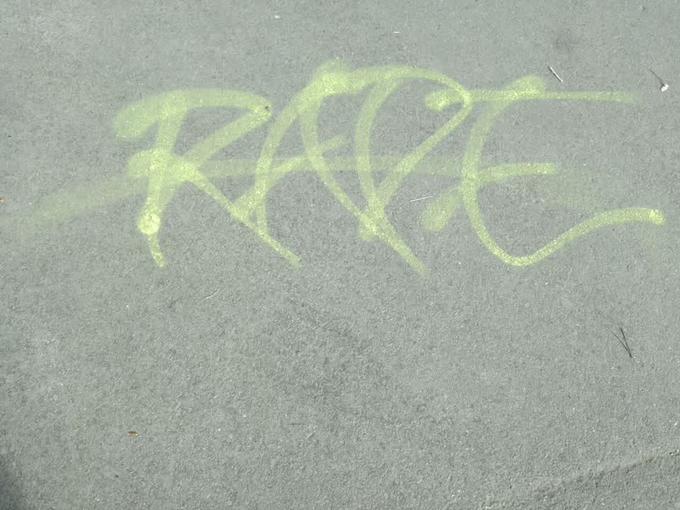 The photograph attached to this graffiti report