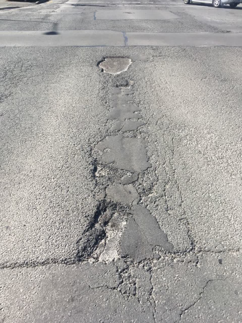 The photograph attached to this roading/streets report