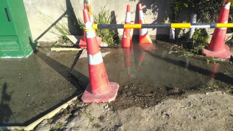 The photograph attached to this water supply report