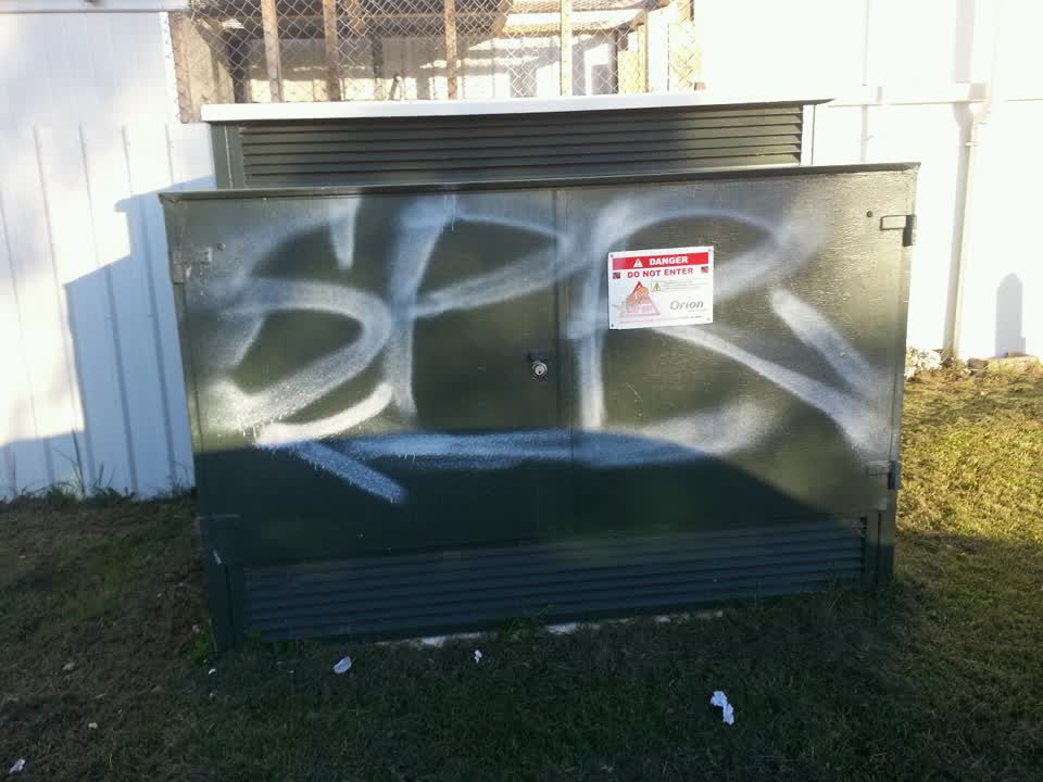The photograph attached to this graffiti report