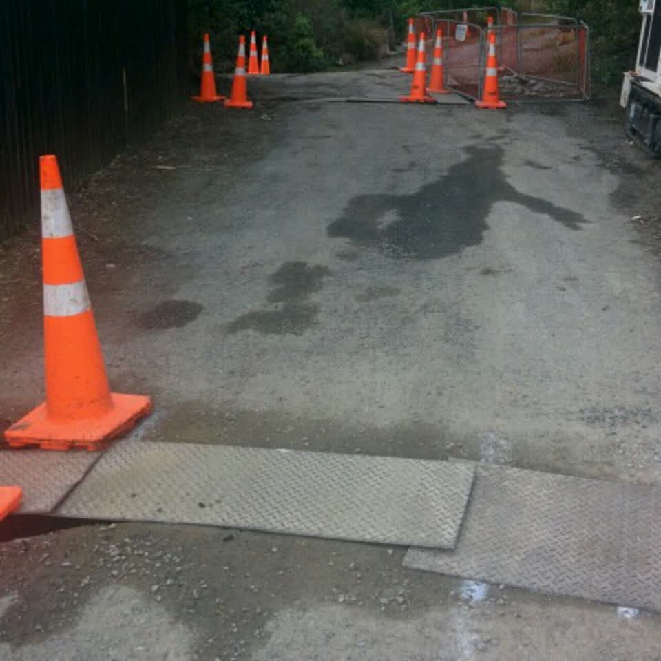 The photograph attached to this roading/streets report