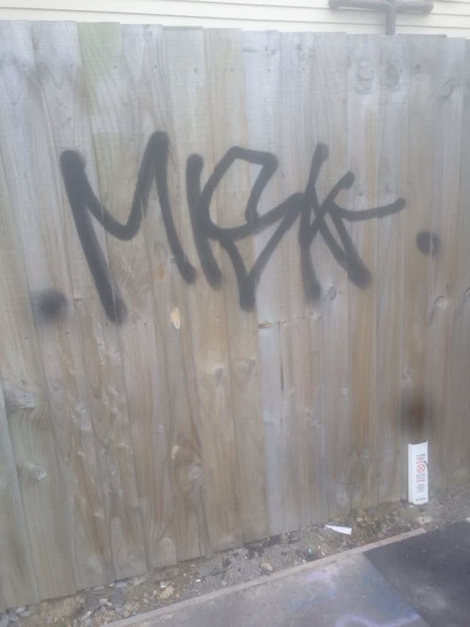 The photograph attached to this graffiti report
