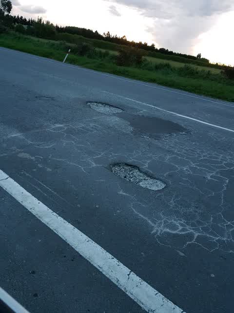 Roading/Streets, a report photo