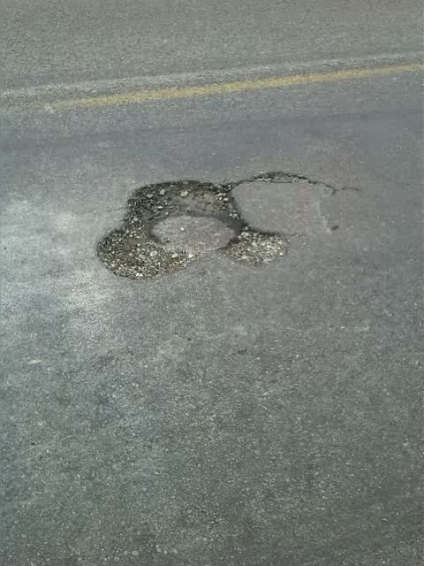 Roading/Streets, a report photo