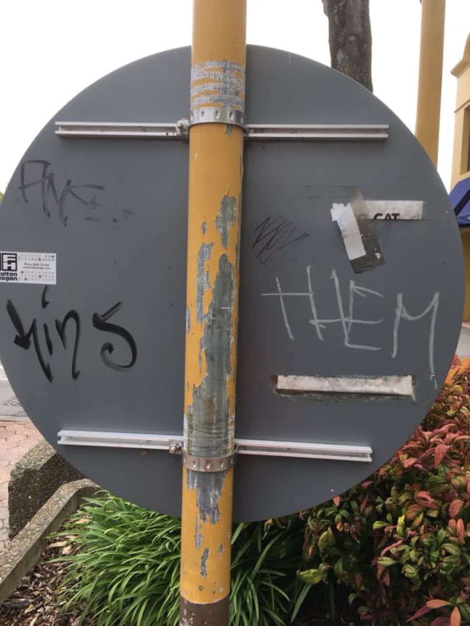 The photograph attached to this graffiti report