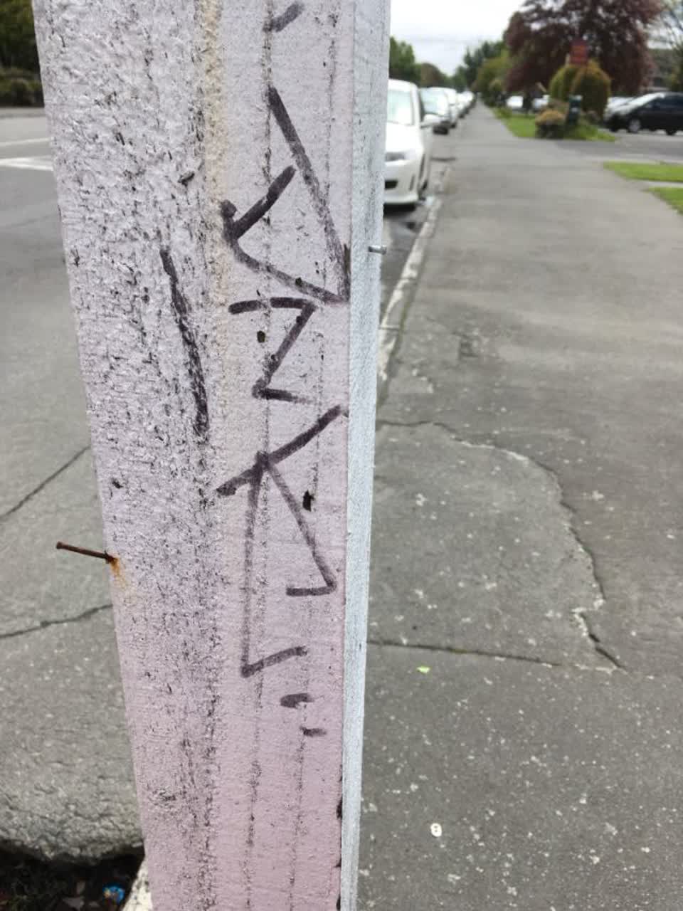 The photograph attached to this graffiti report