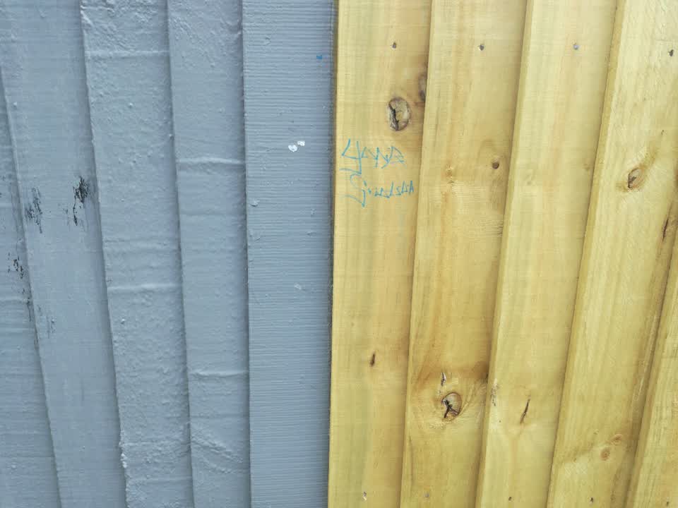 The photograph attached to this graffiti report
