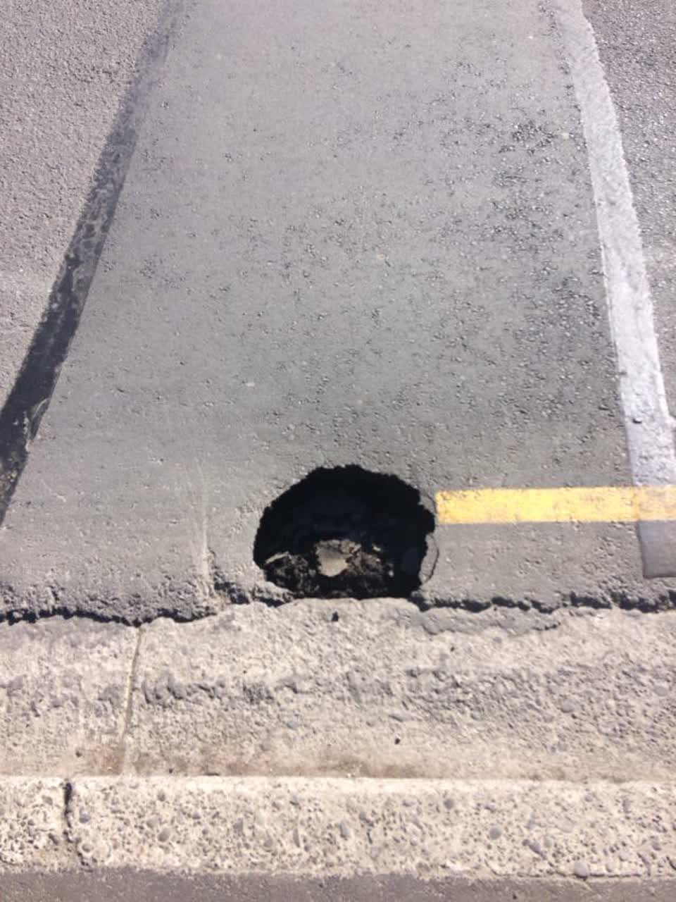 The photograph attached to this roading/streets report