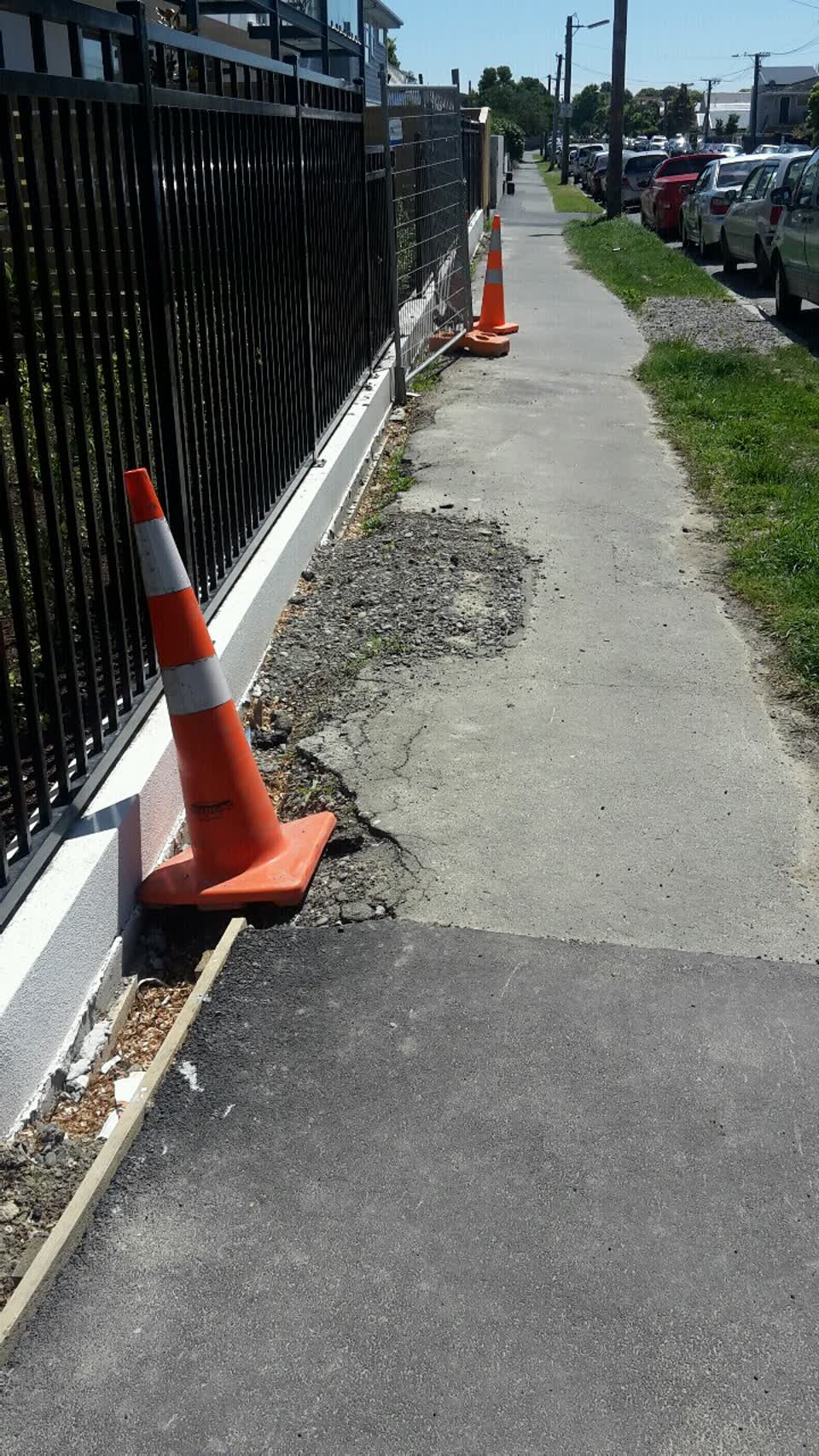 The photograph attached to this roading/streets report