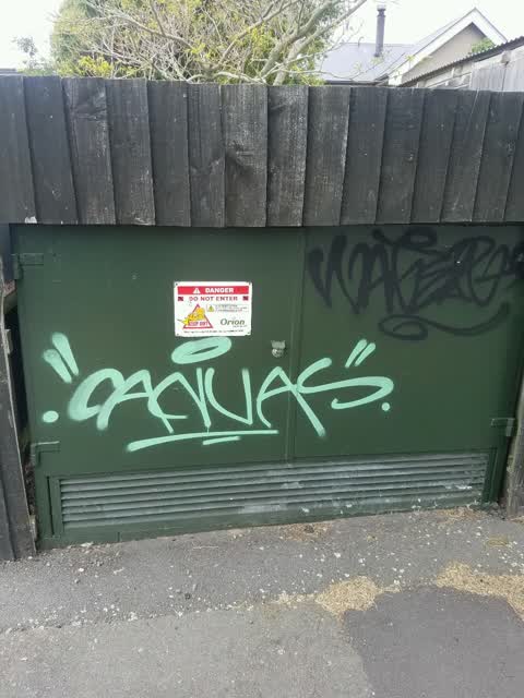 Graffiti, a report photo