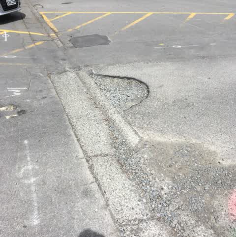 Roading/Streets, a report photo