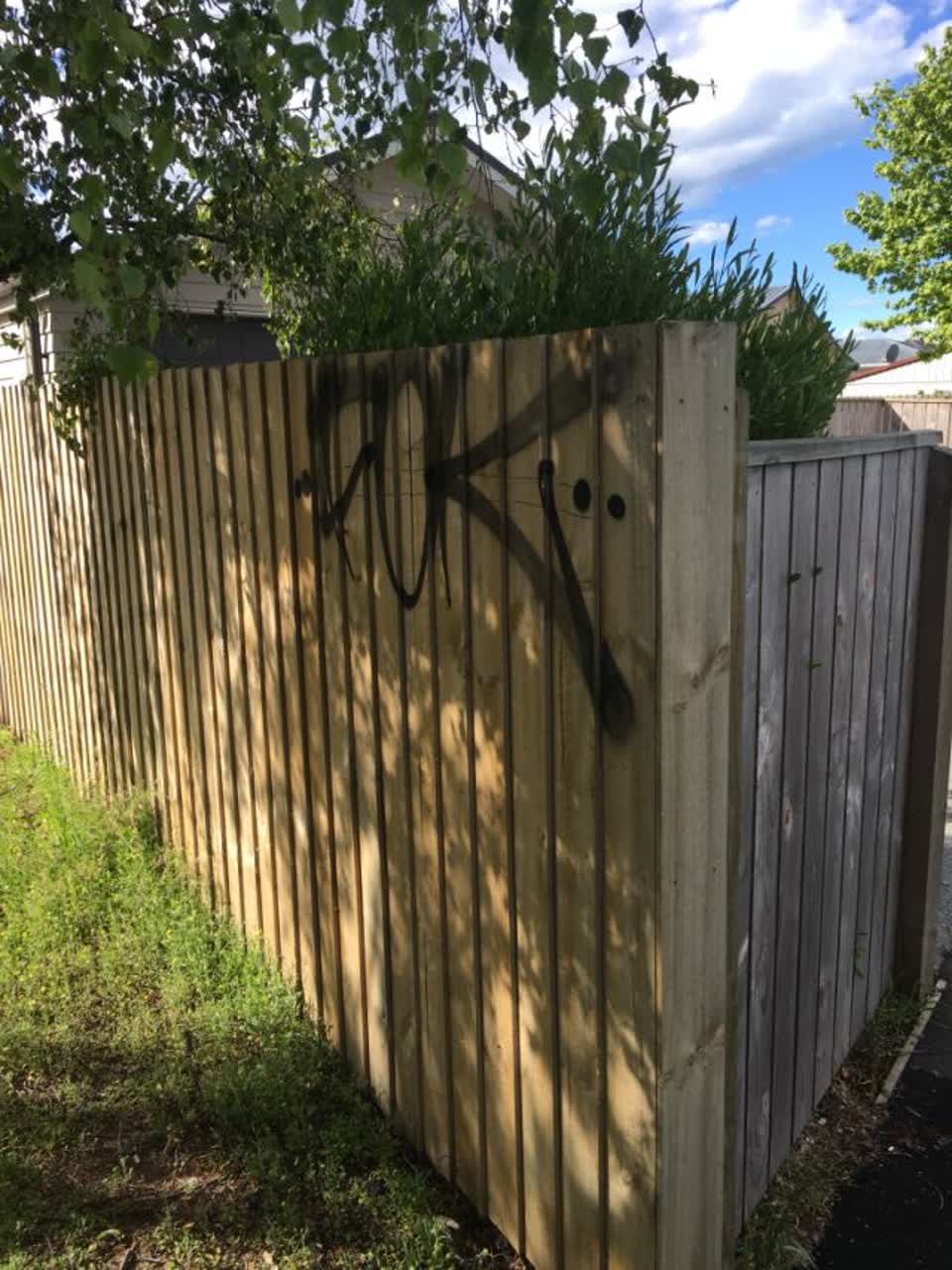 The photograph attached to this graffiti report