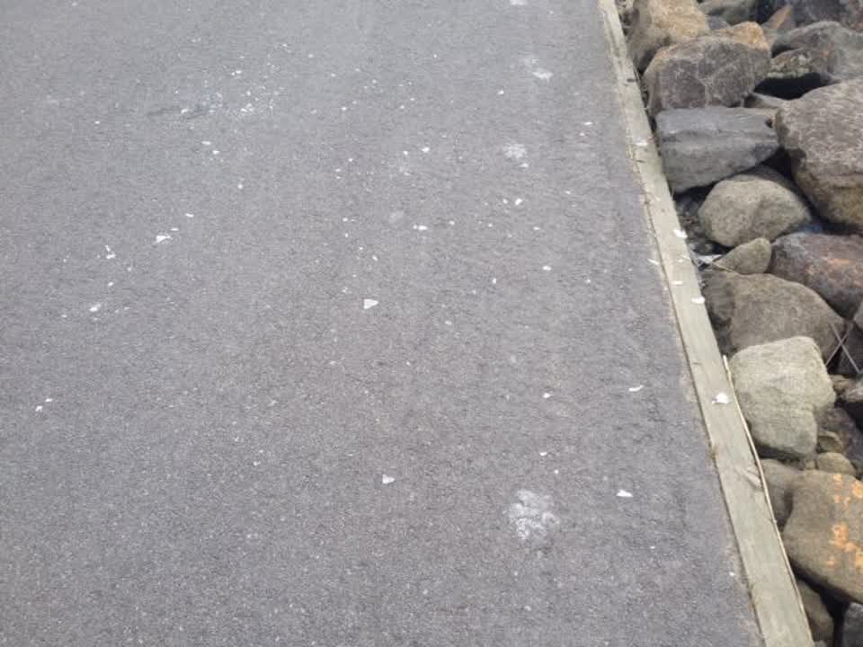 The photograph attached to this roading/streets report