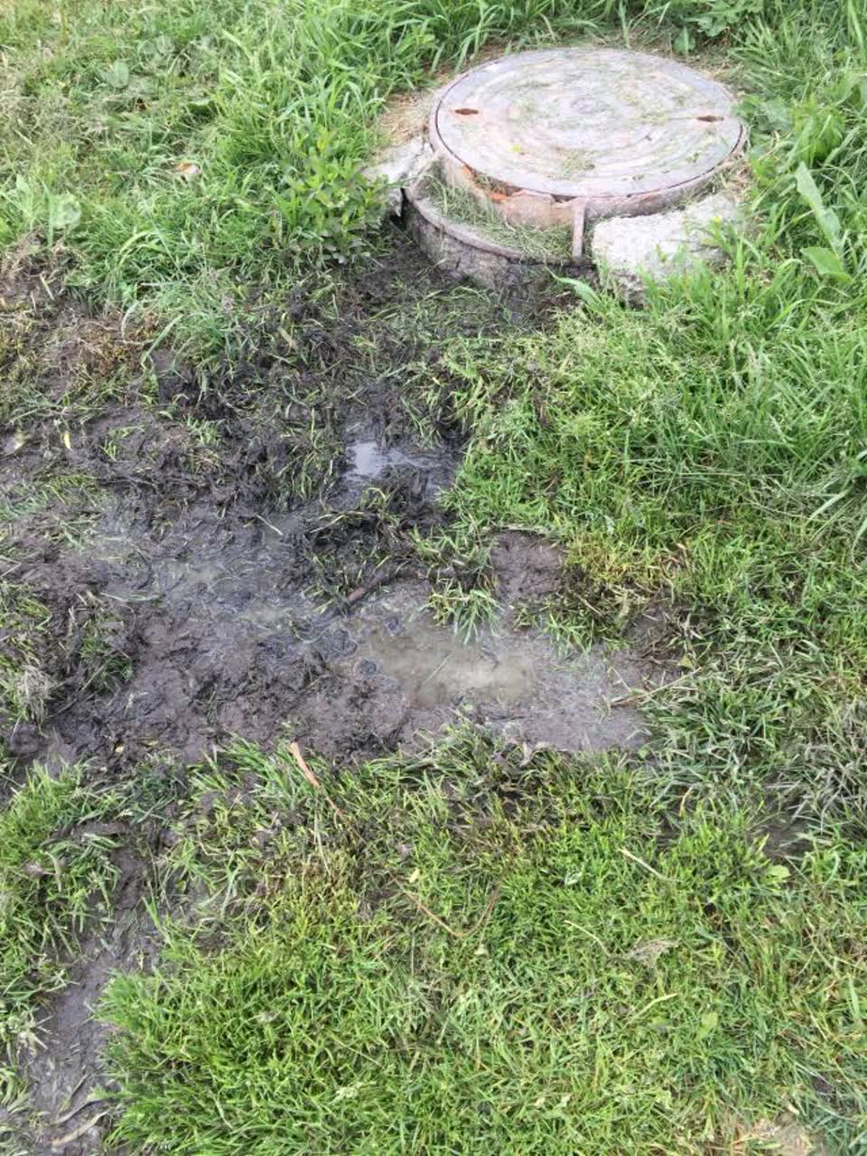 The photograph attached to this water supply report