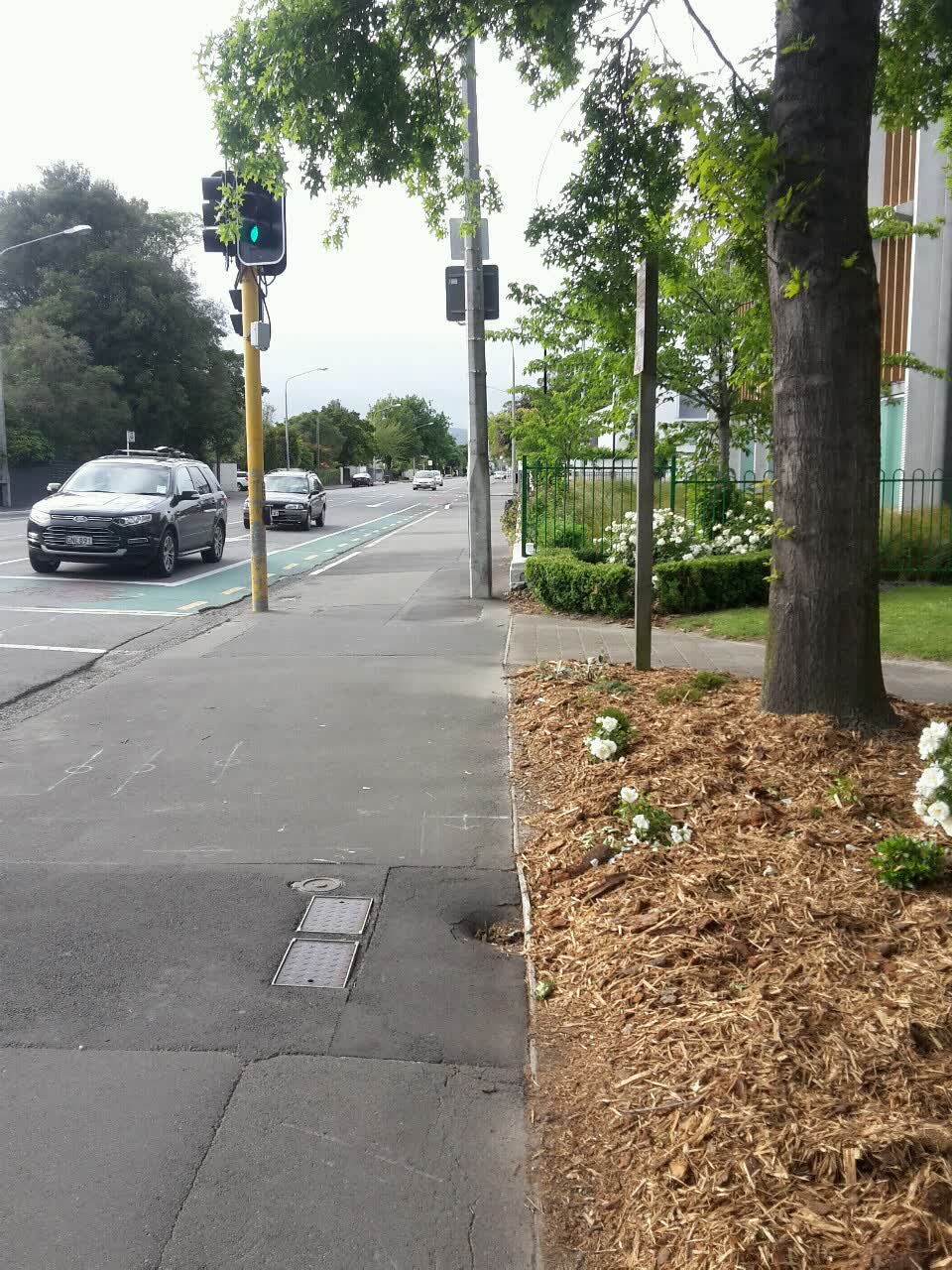The photograph attached to this roading/streets report