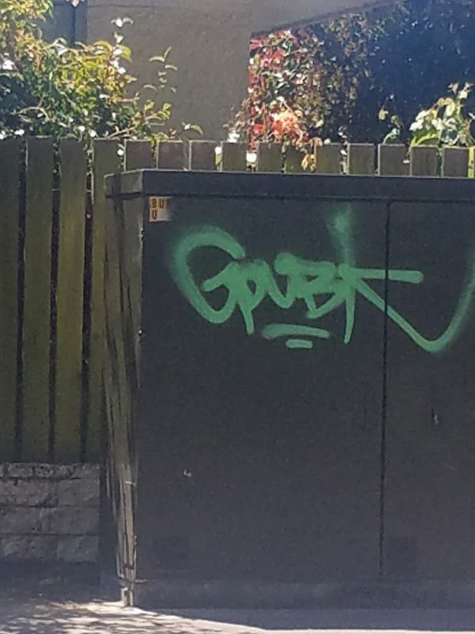 The photograph attached to this graffiti report