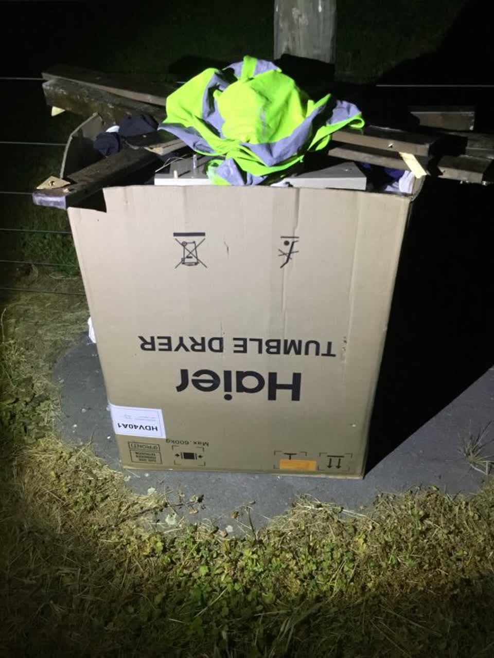 The photograph attached to this rubbish/recycling report