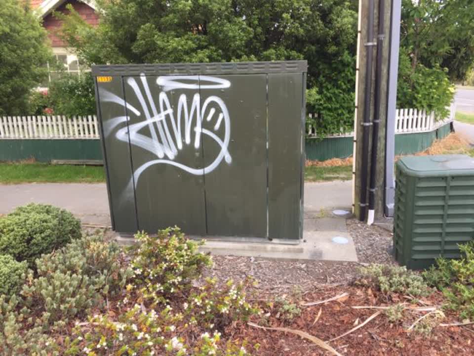 The photograph attached to this graffiti report