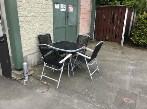 Rubbish/Recycling, a report photo