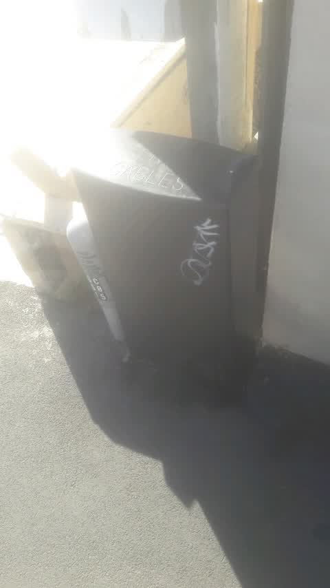 Graffiti, a report photo