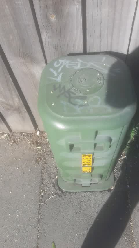 Graffiti, a report photo