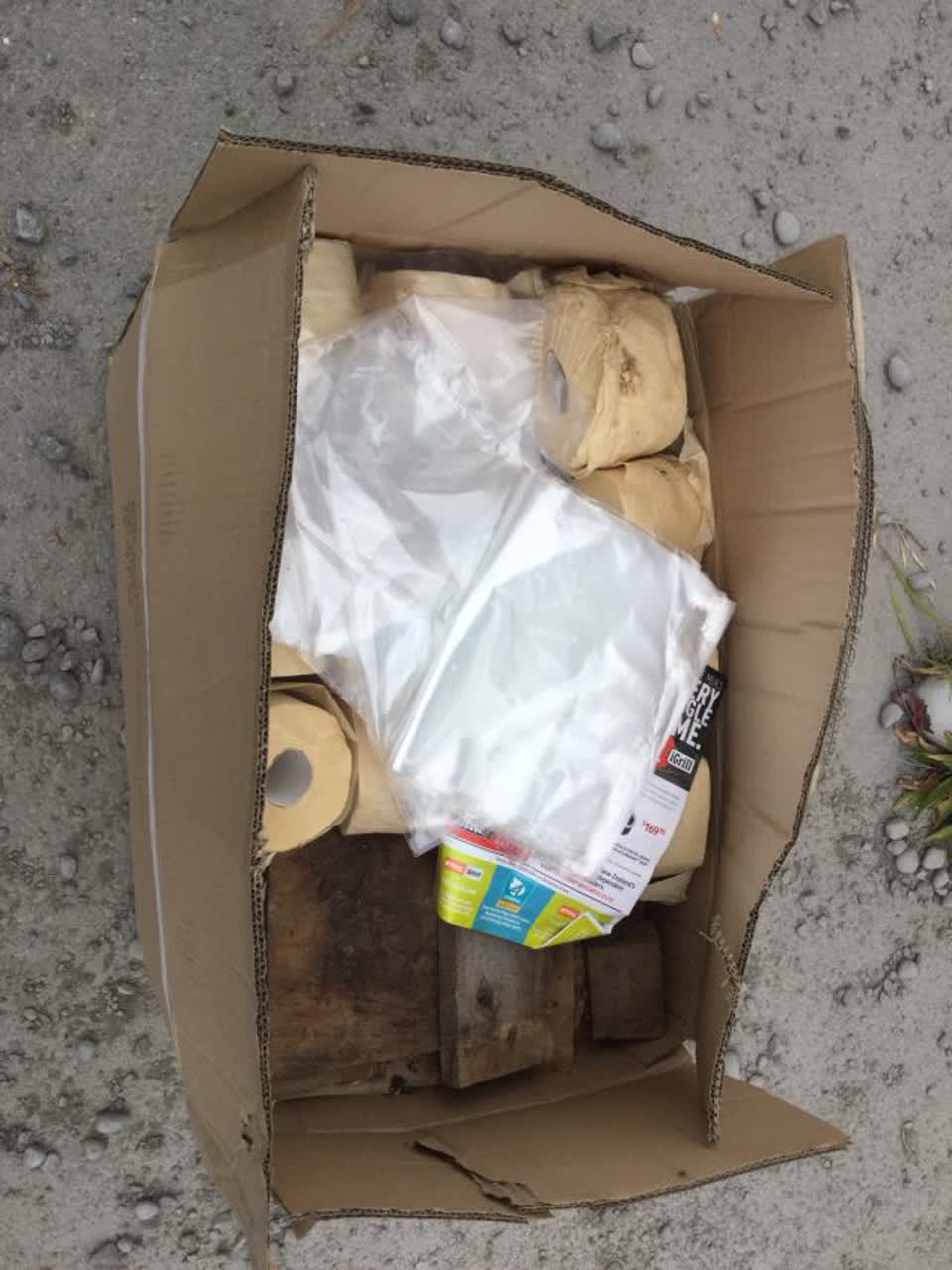 The photograph attached to this rubbish/recycling report