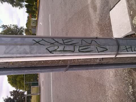 Graffiti, a report photo