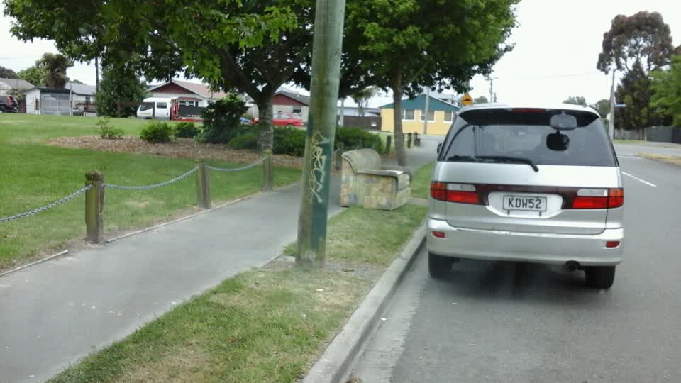 The photograph attached to this roading/streets report