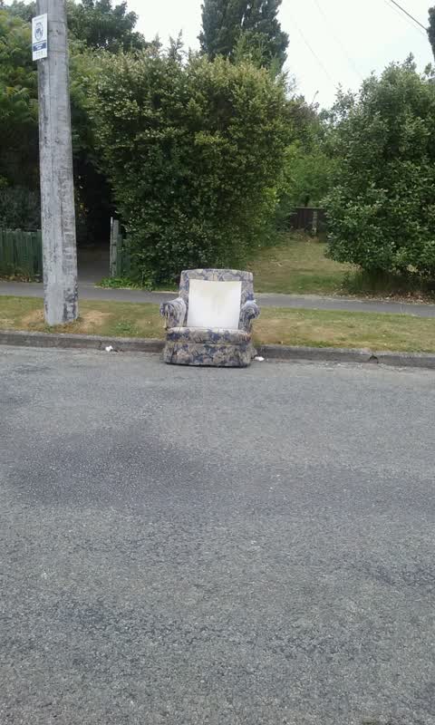 Rubbish/Recycling, a report photo