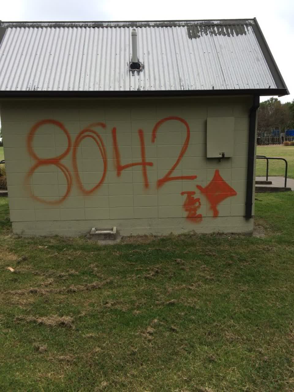 The photograph attached to this graffiti report