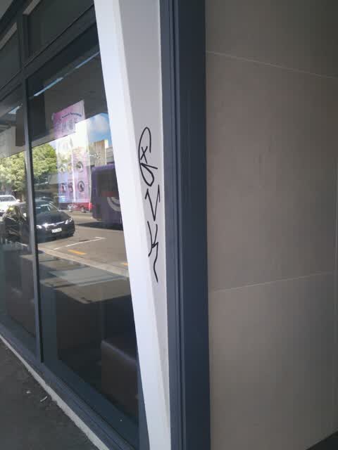 Graffiti, a report photo
